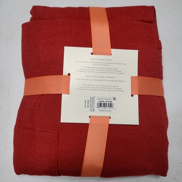 NEW! Colsie Women's 3pc Socks and Pajama Set - Red - Picture 6 of 8